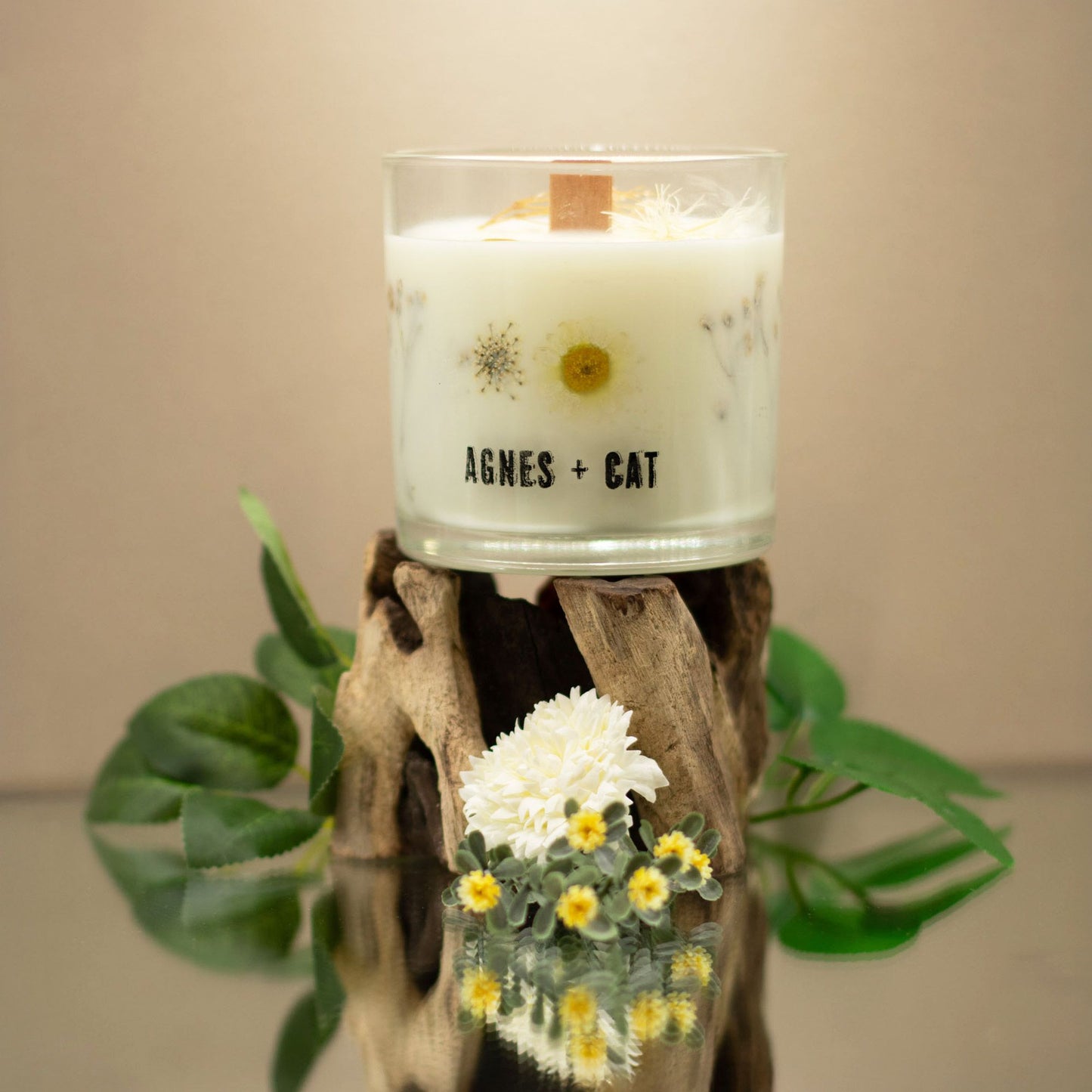 Switch Off Candle Botanical soy wax candle – Windermere scent